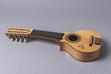Jiska Bandola. Instrumento tradicional para niños aymaras – Rubén Moscoso Mamani – pueblo Aymara